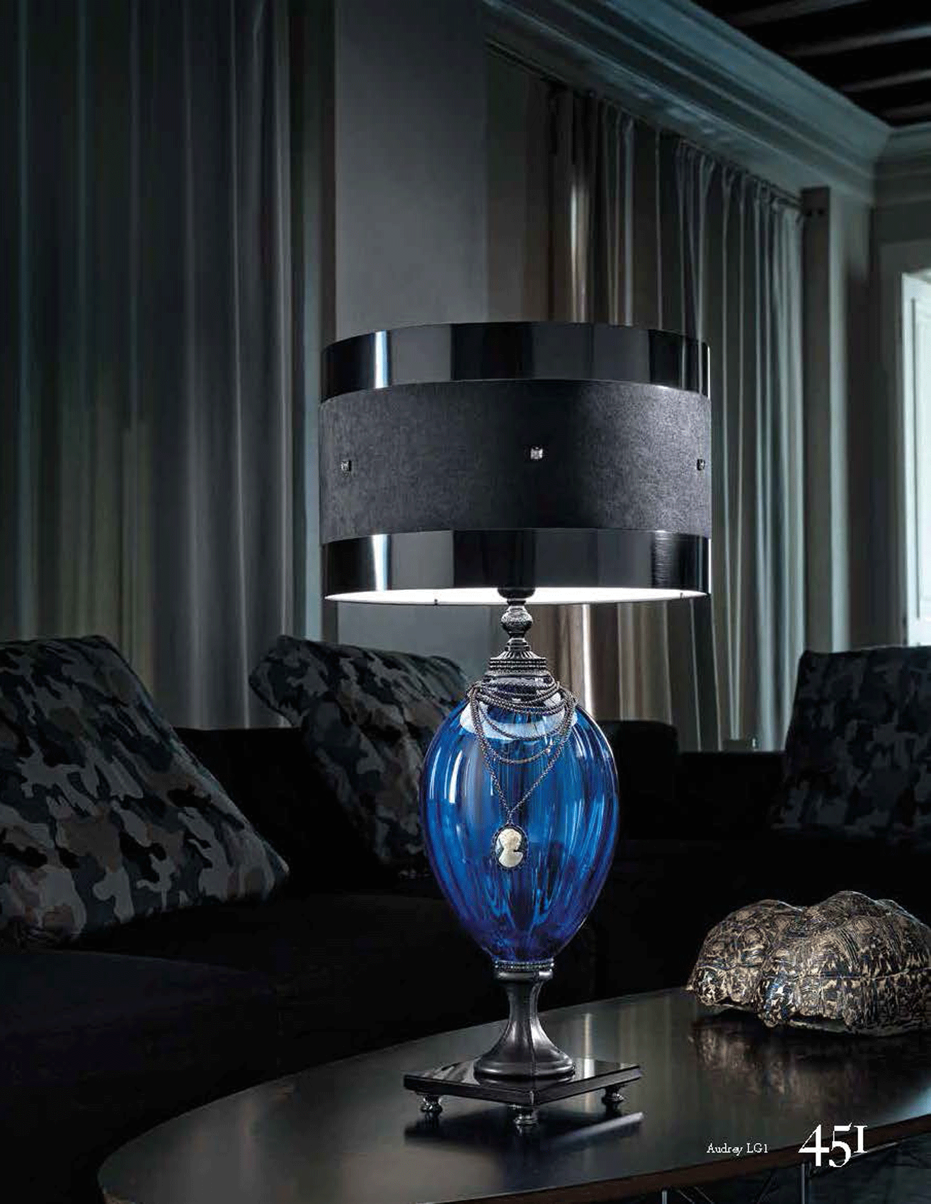 Living Room Furniture Sectionals Audrey Table Lamp