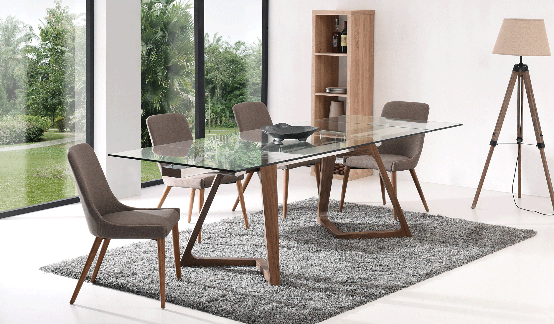Brands Fama Modern Living Room, Spain 8811 Table and 941 Chairs
